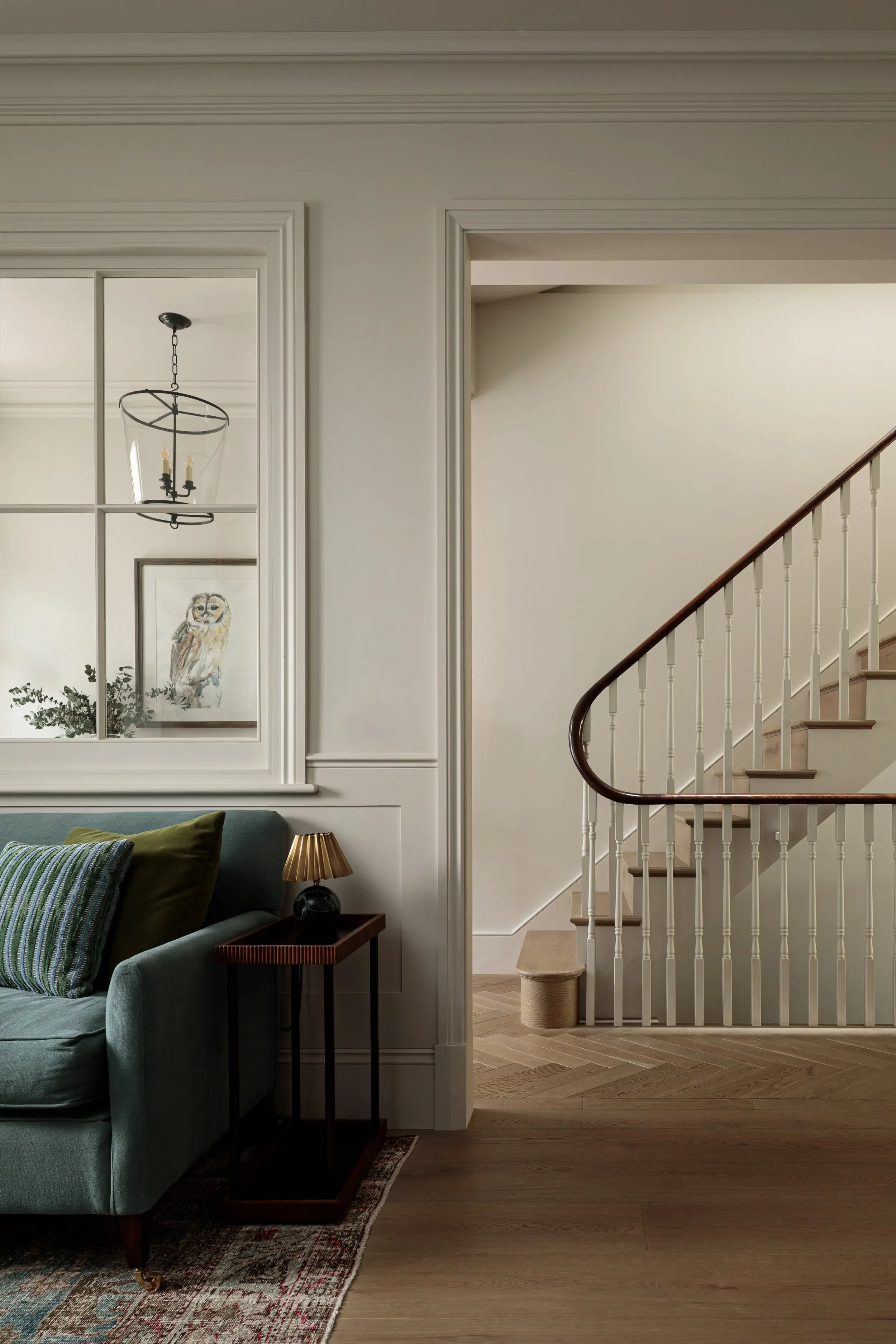 Curved staircase seen from the reception room